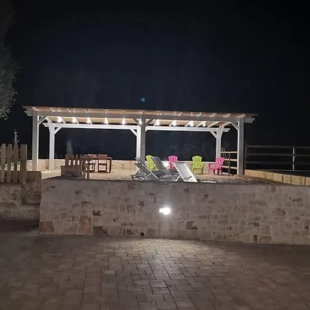 Trullo Il Leccio Con Piscina *