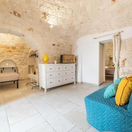 Trullo Il Leccio Con Piscina